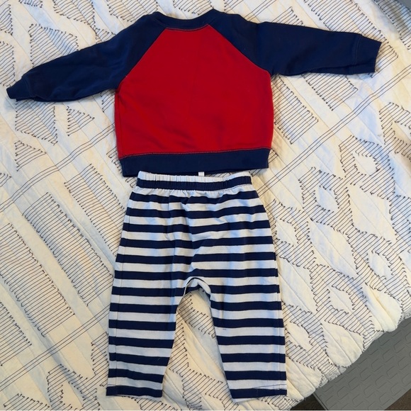 Cat and Jack Boy’s Valentine’s Outfit Size 6-9 months - Picture 5 of 5